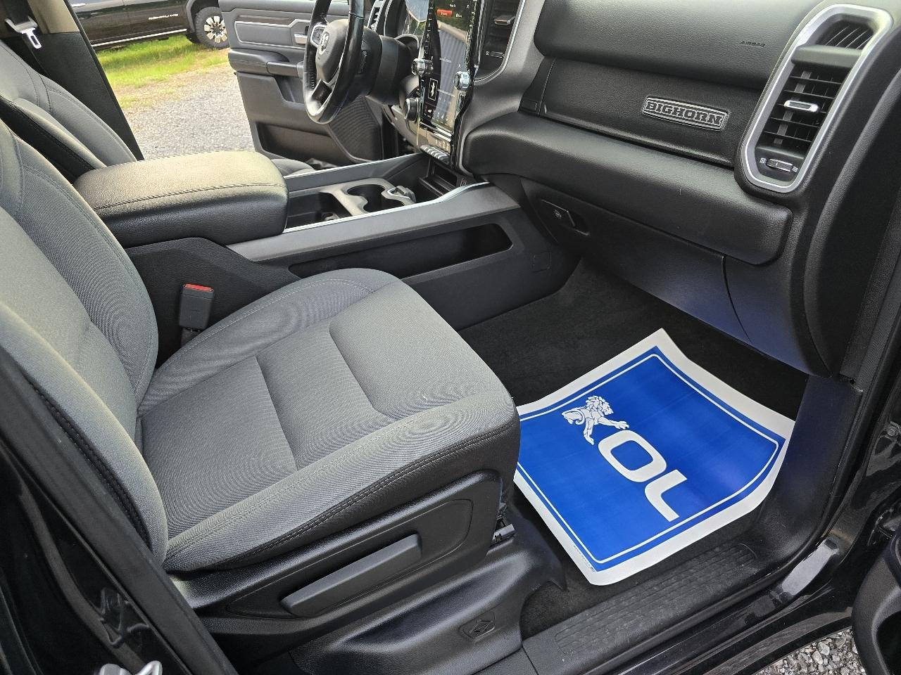 RAM 1500 Big Horn Crew Cab SWB 4WD 2020