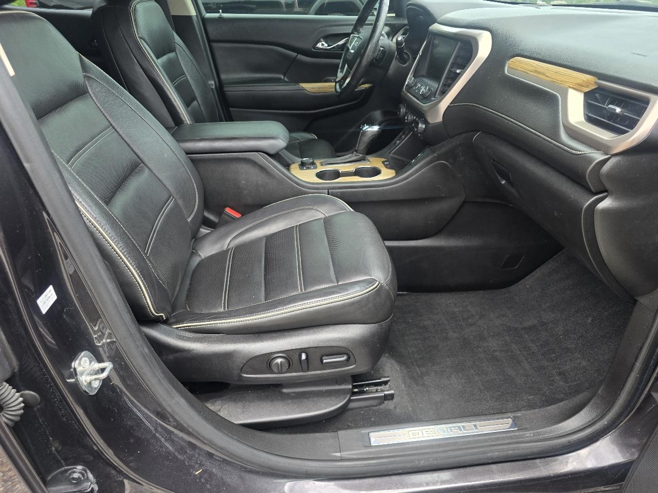 GMC Acadia Denali 2018