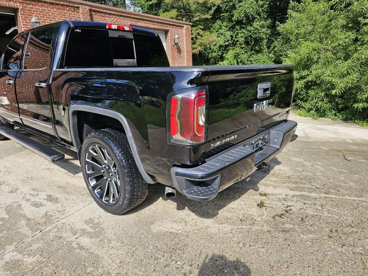 GMC Sierra 1500 2WD Crew Cab 143.5" Denali 2016