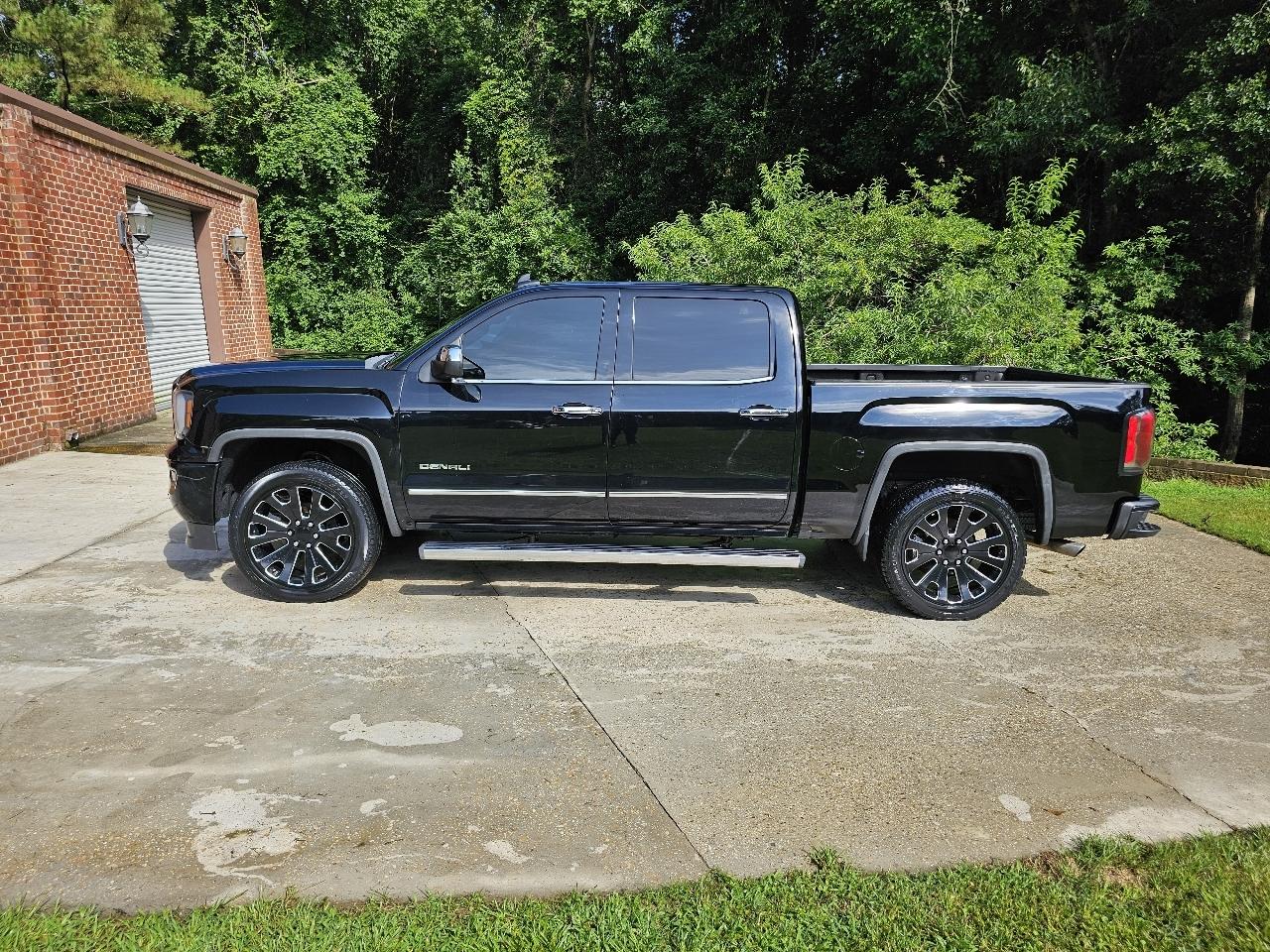 GMC Sierra 1500 2WD Crew Cab 143.5" Denali 2016