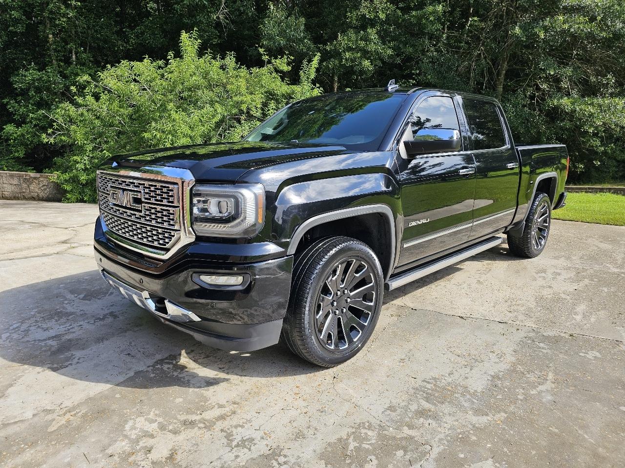 GMC Sierra 1500 2WD Crew Cab 143.5" Denali 2016