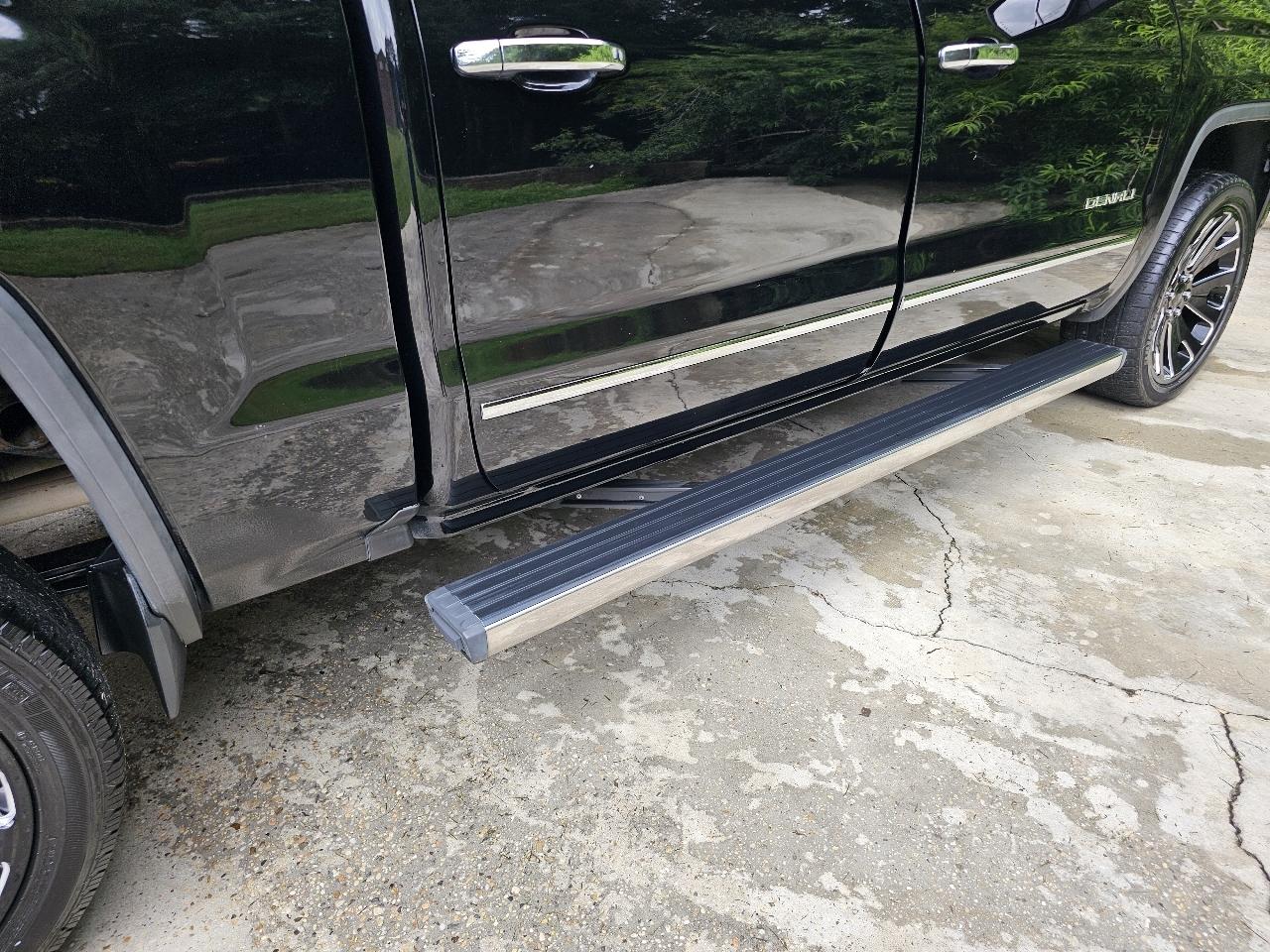 GMC Sierra 1500 2WD Crew Cab 143.5" Denali 2016