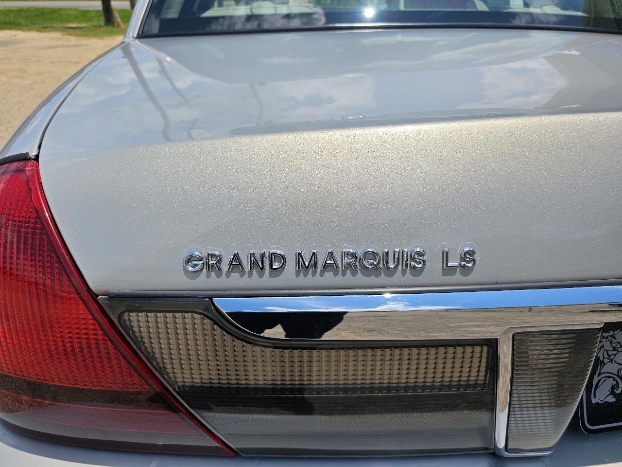 Mercury Grand Marquis LS 2009