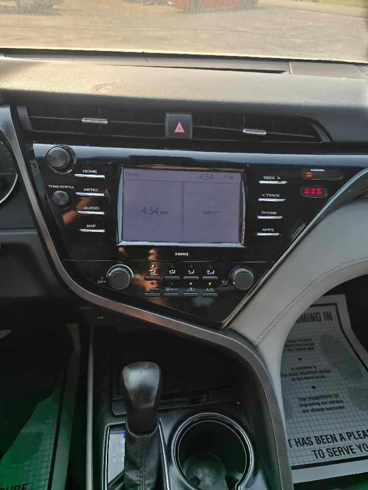 Toyota Camry LE 2020