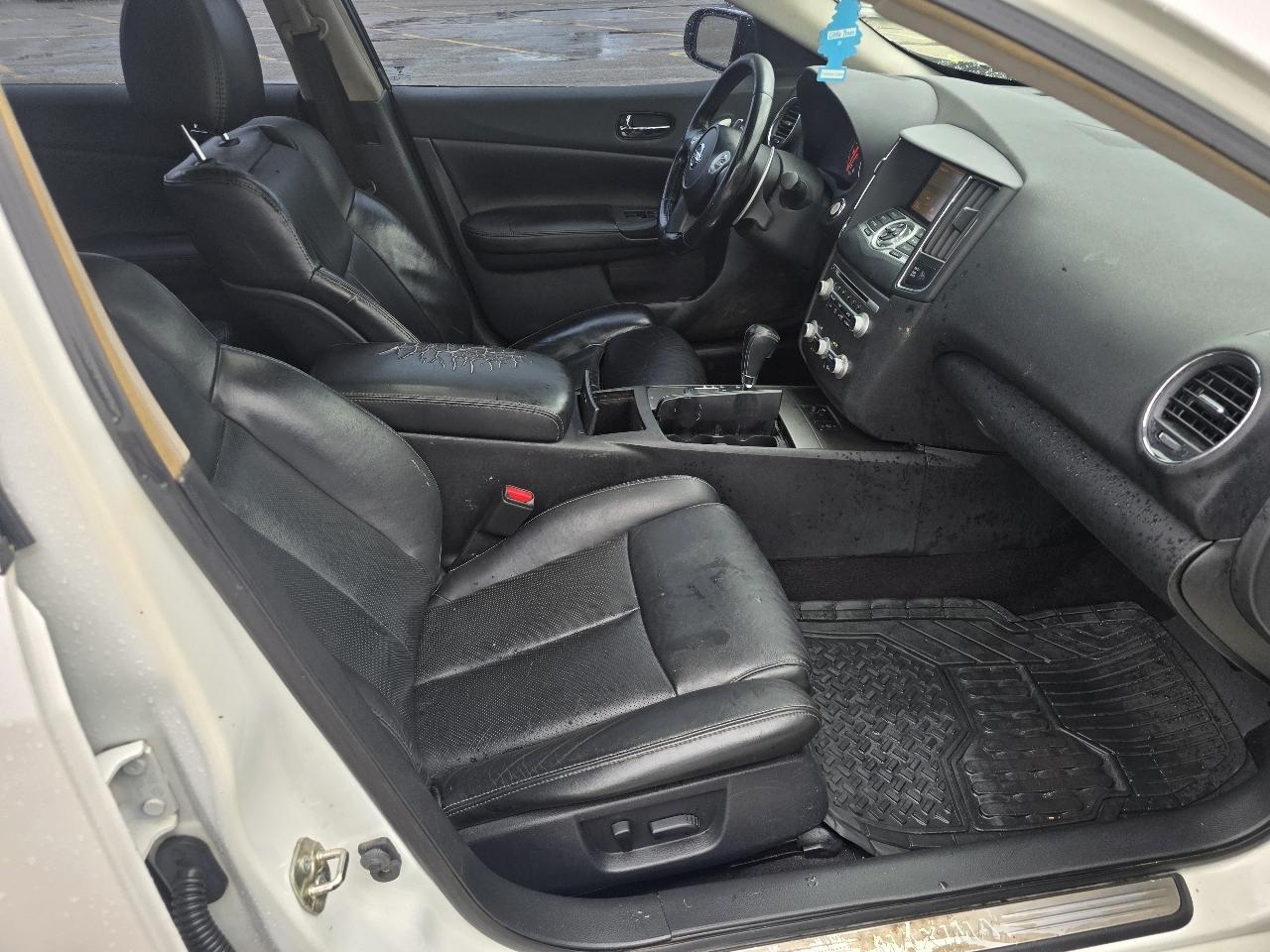 Nissan Maxima 4dr Sdn 3.5 SV w/Sport Pkg 2014