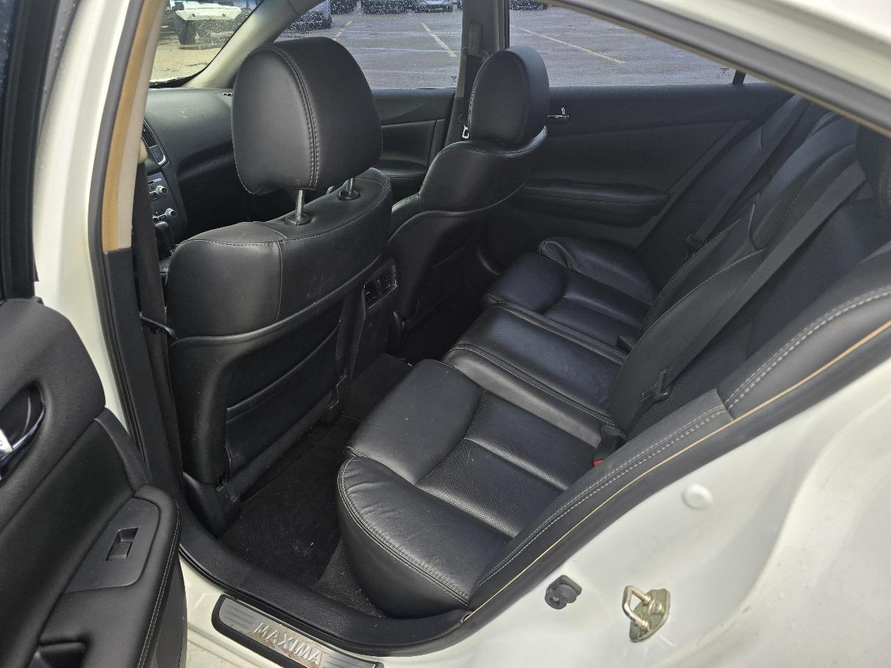Nissan Maxima 4dr Sdn 3.5 SV w/Sport Pkg 2014
