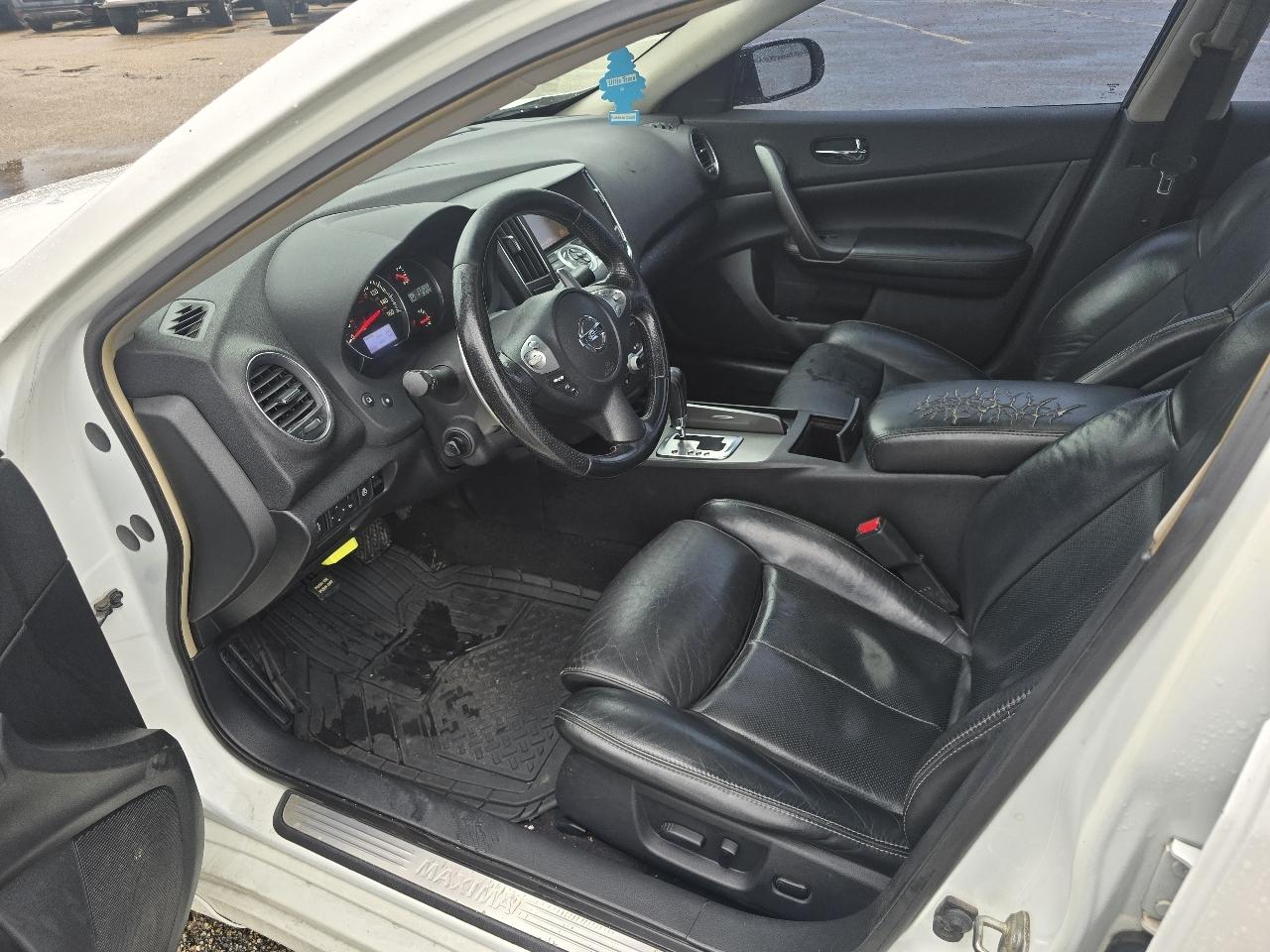 Nissan Maxima 4dr Sdn 3.5 SV w/Sport Pkg 2014