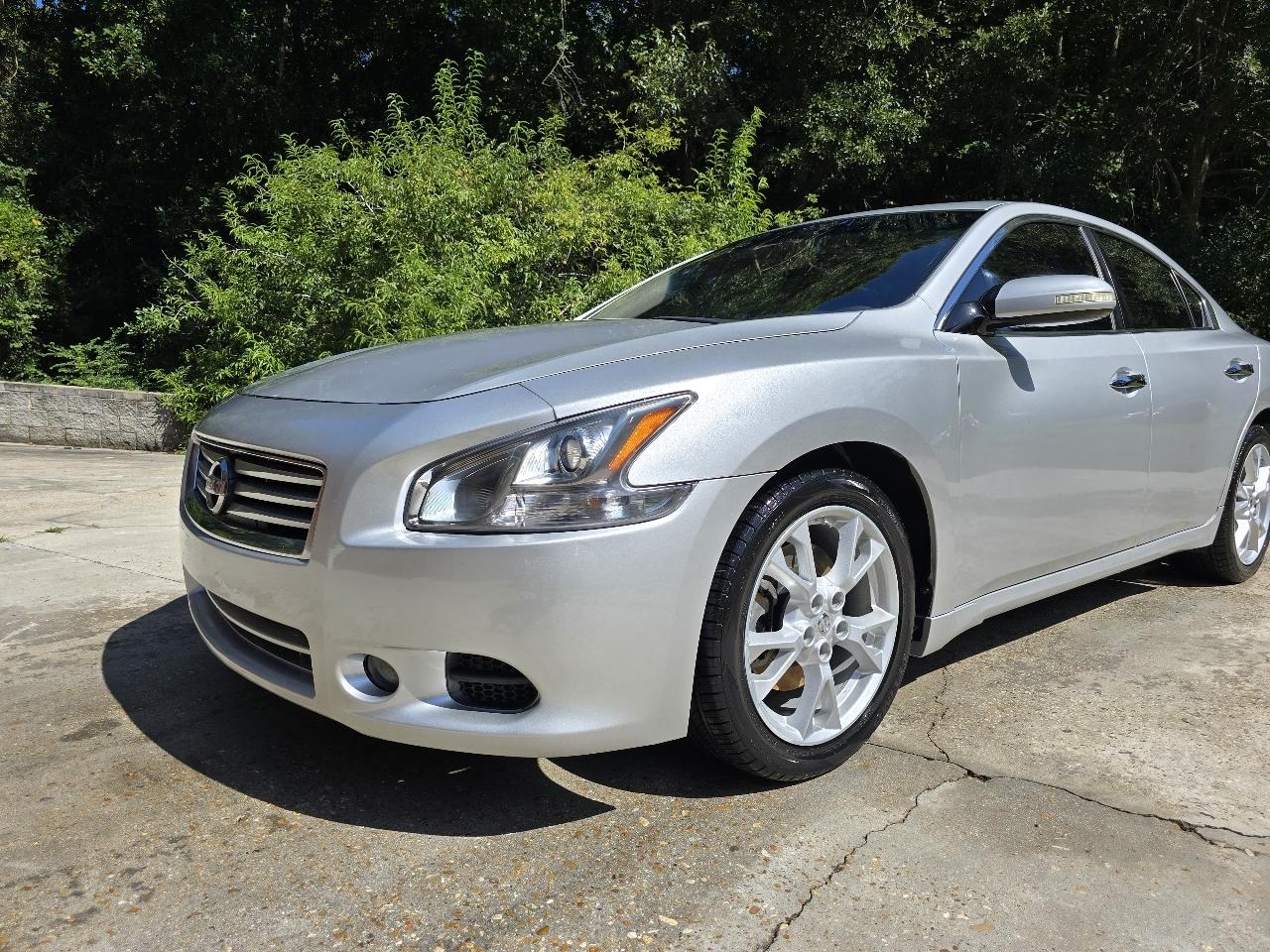 Nissan Maxima SV 2014
