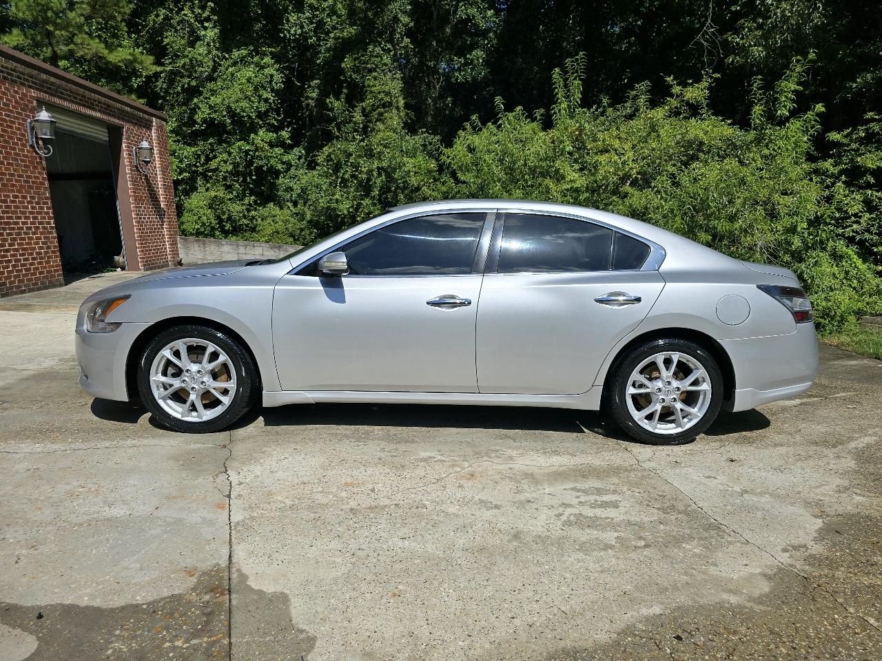 Nissan Maxima SV 2014