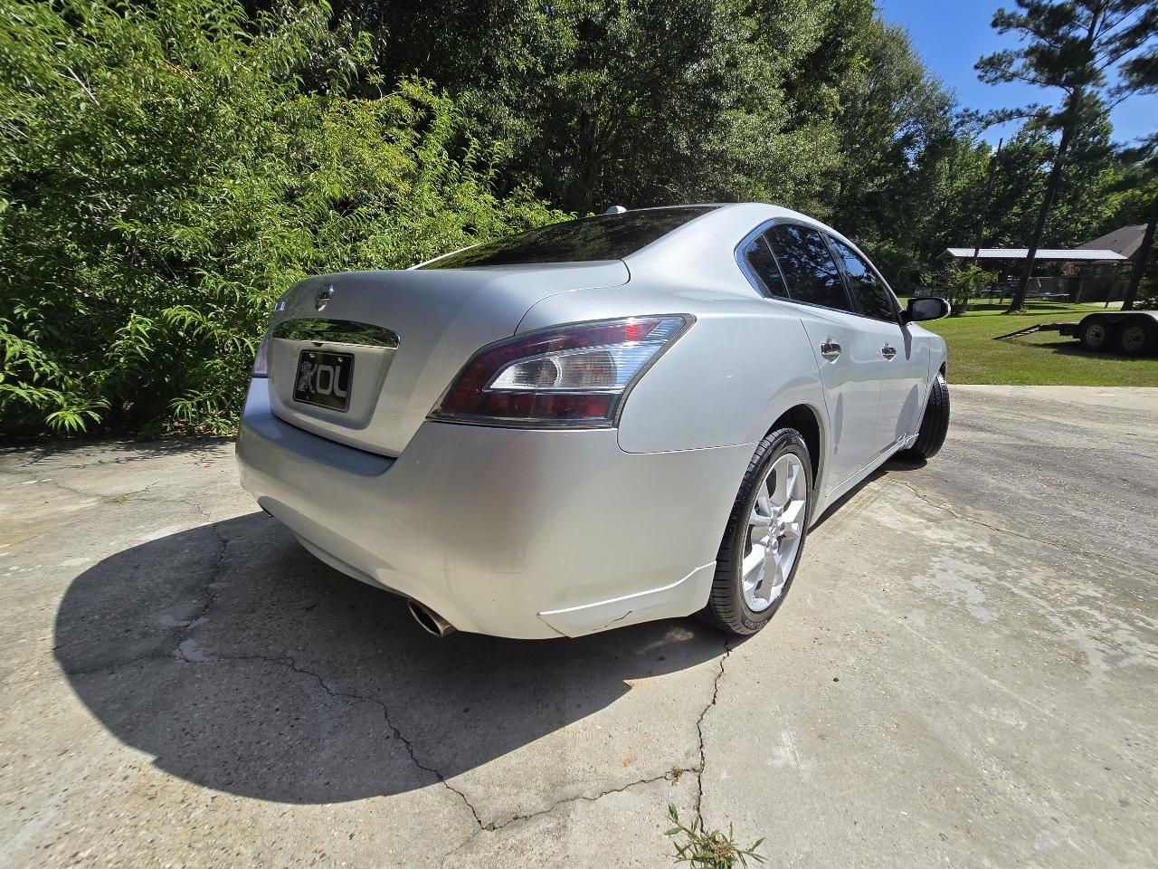 Nissan Maxima SV 2014