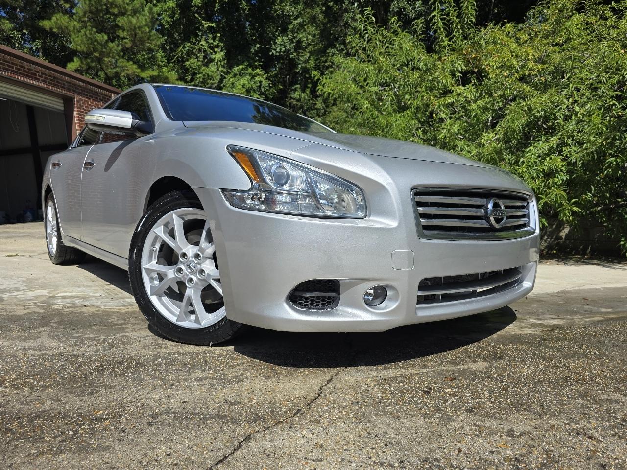 Nissan Maxima SV 2014