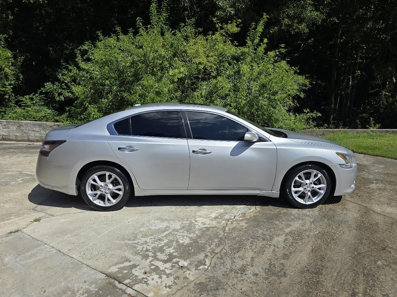 Nissan Maxima SV 2014