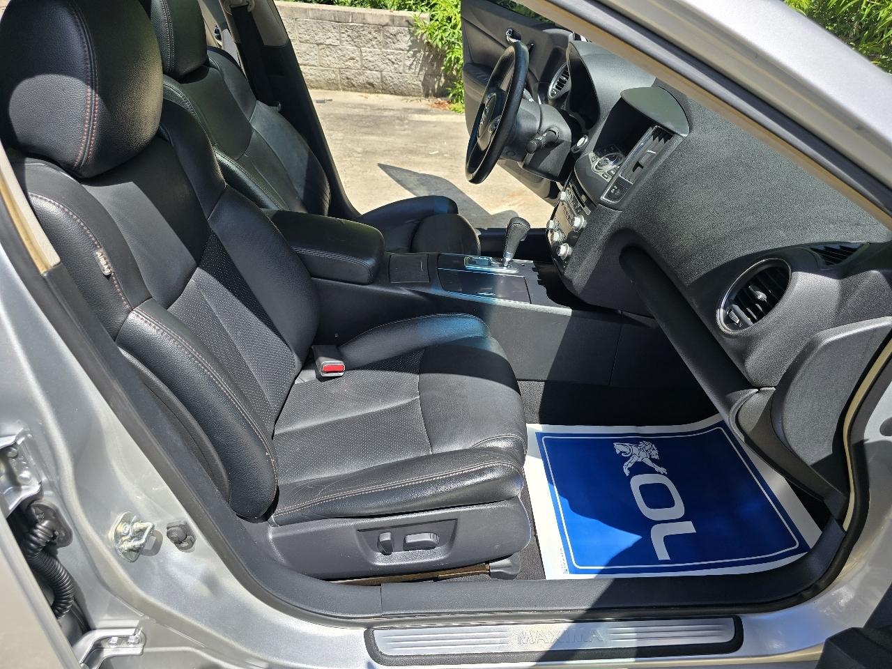 Nissan Maxima SV 2014
