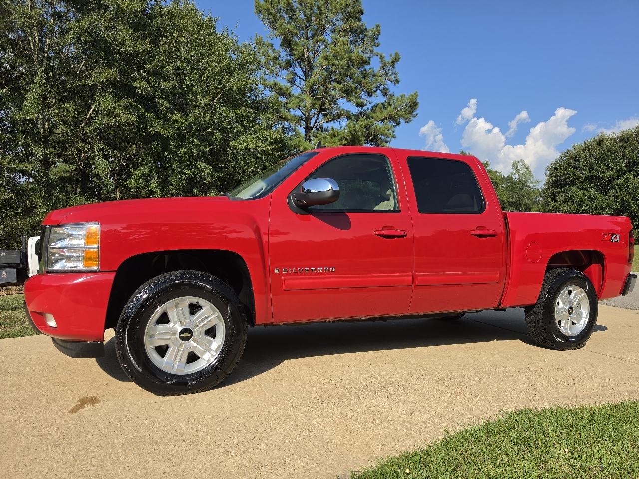 Chevrolet Silverado 1500 2WD Crew Cab 147" LTZ 2009