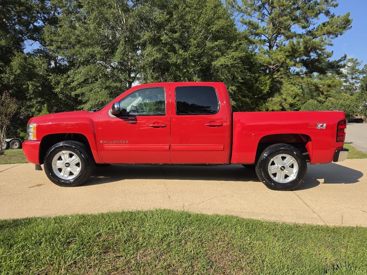 Chevrolet Silverado 1500 2WD Crew Cab 147" LTZ 2009