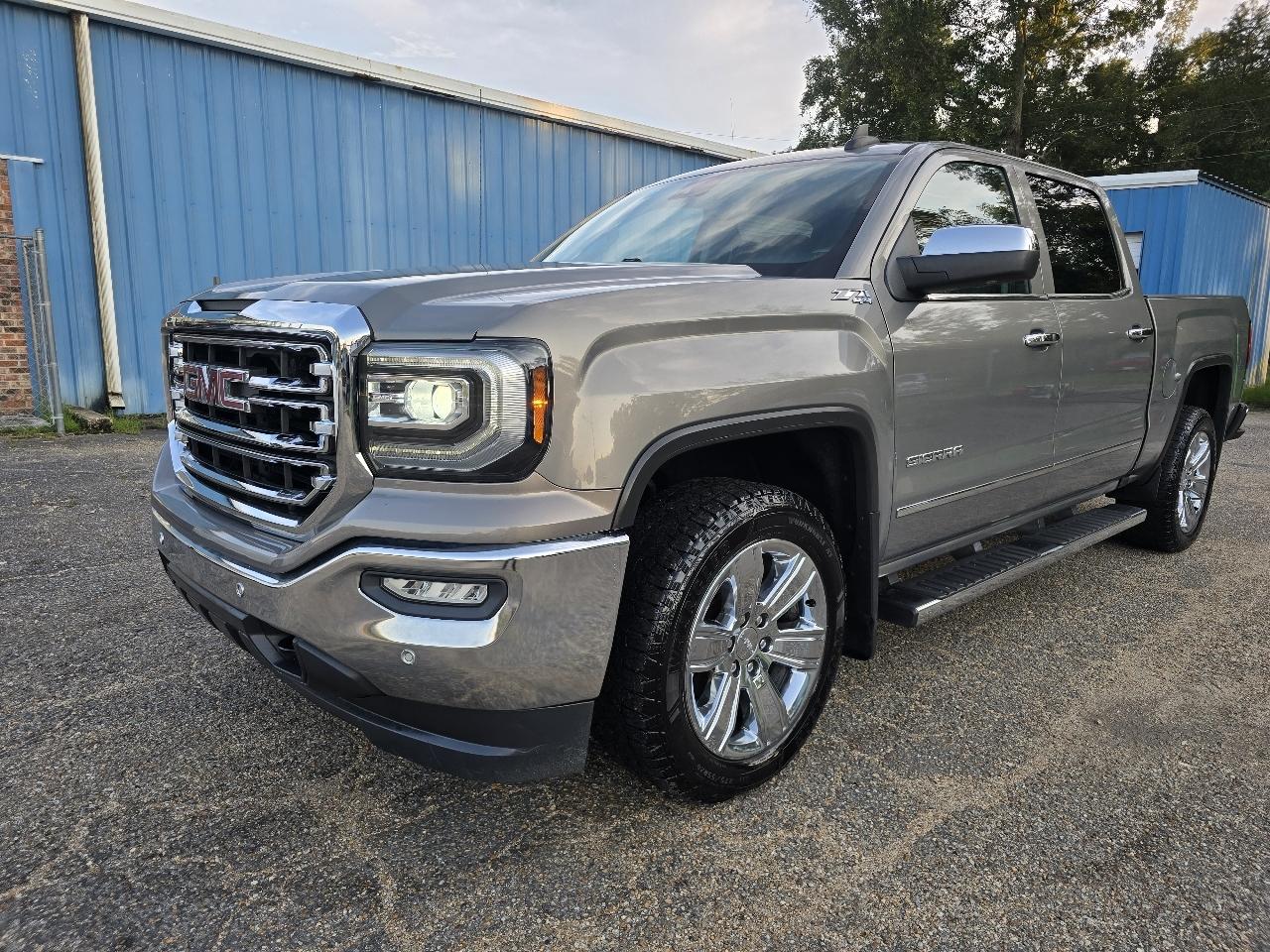 GMC Sierra 1500 2WD Crew Cab 143.5" SLT 2017