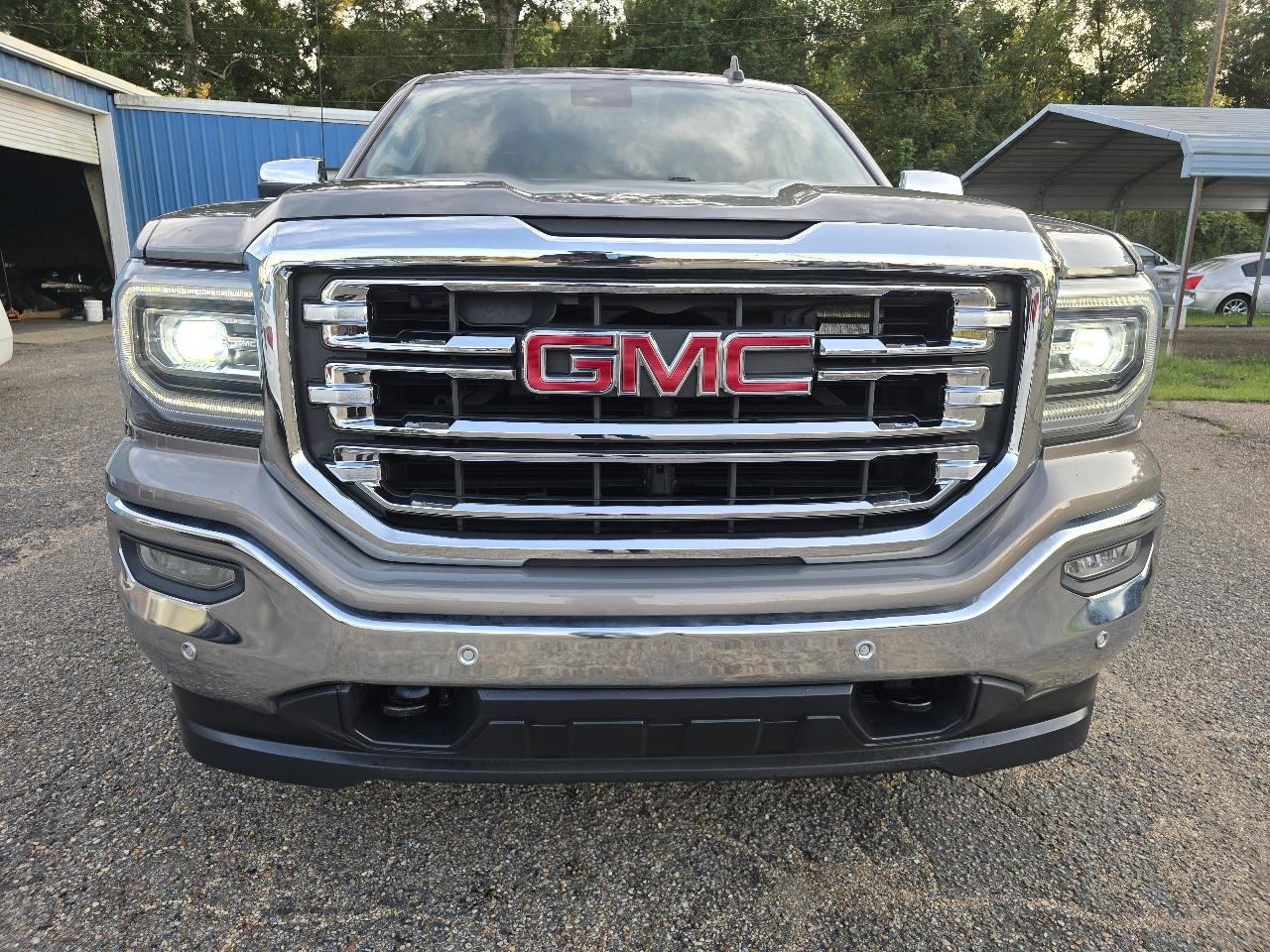 GMC Sierra 1500 2WD Crew Cab 143.5" SLT 2017