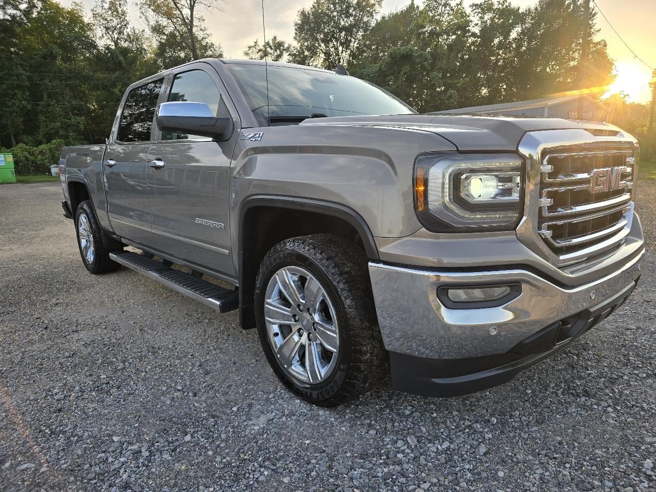 GMC Sierra 1500 2WD Crew Cab 143.5" SLT 2017