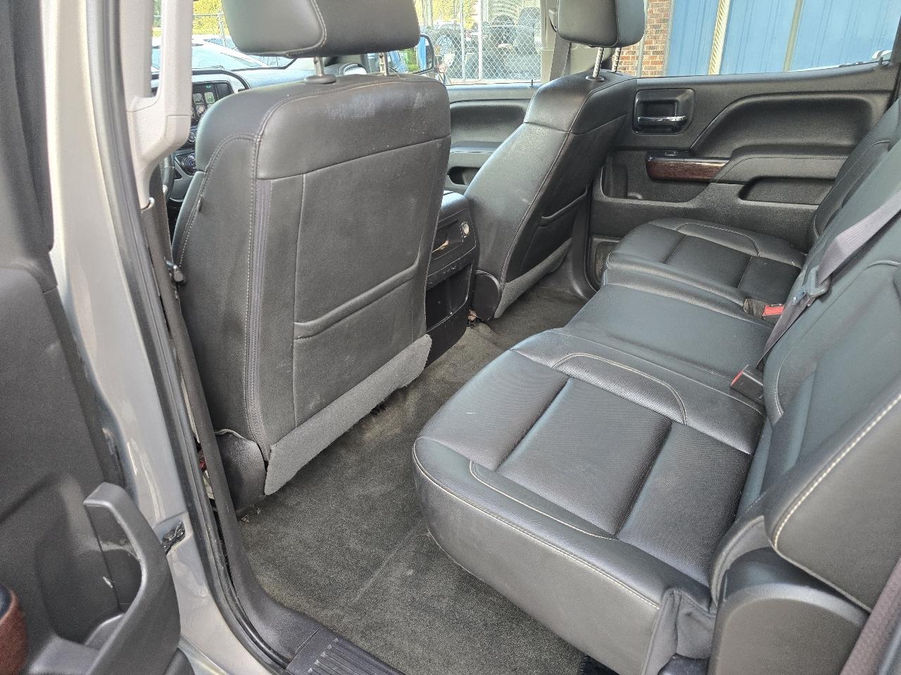 GMC Sierra 1500 2WD Crew Cab 143.5" SLT 2017