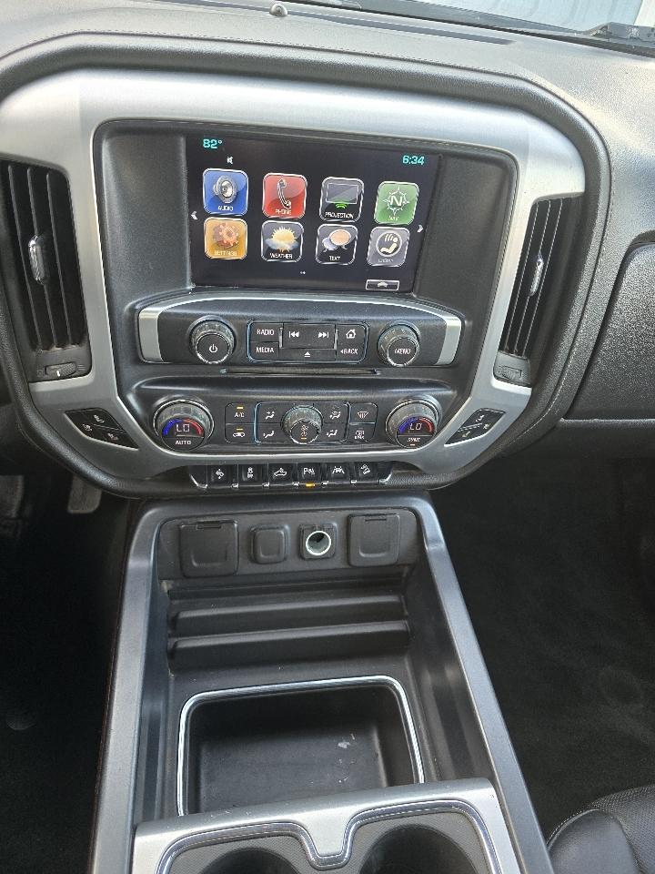 GMC Sierra 1500 2WD Crew Cab 143.5" SLT 2017