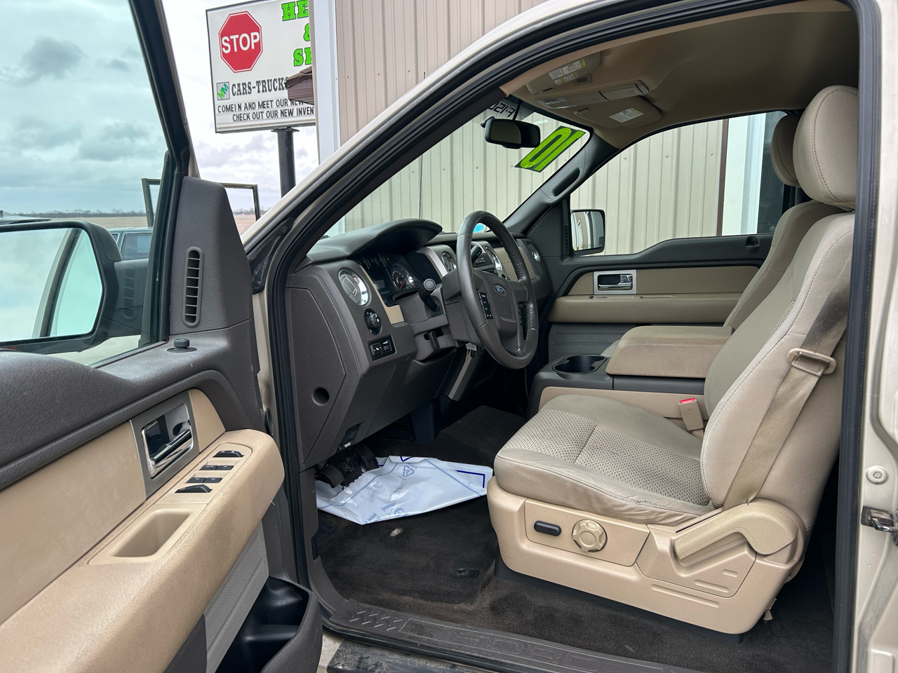 Ford F-150 2WD SuperCrew 150" XLT 2010