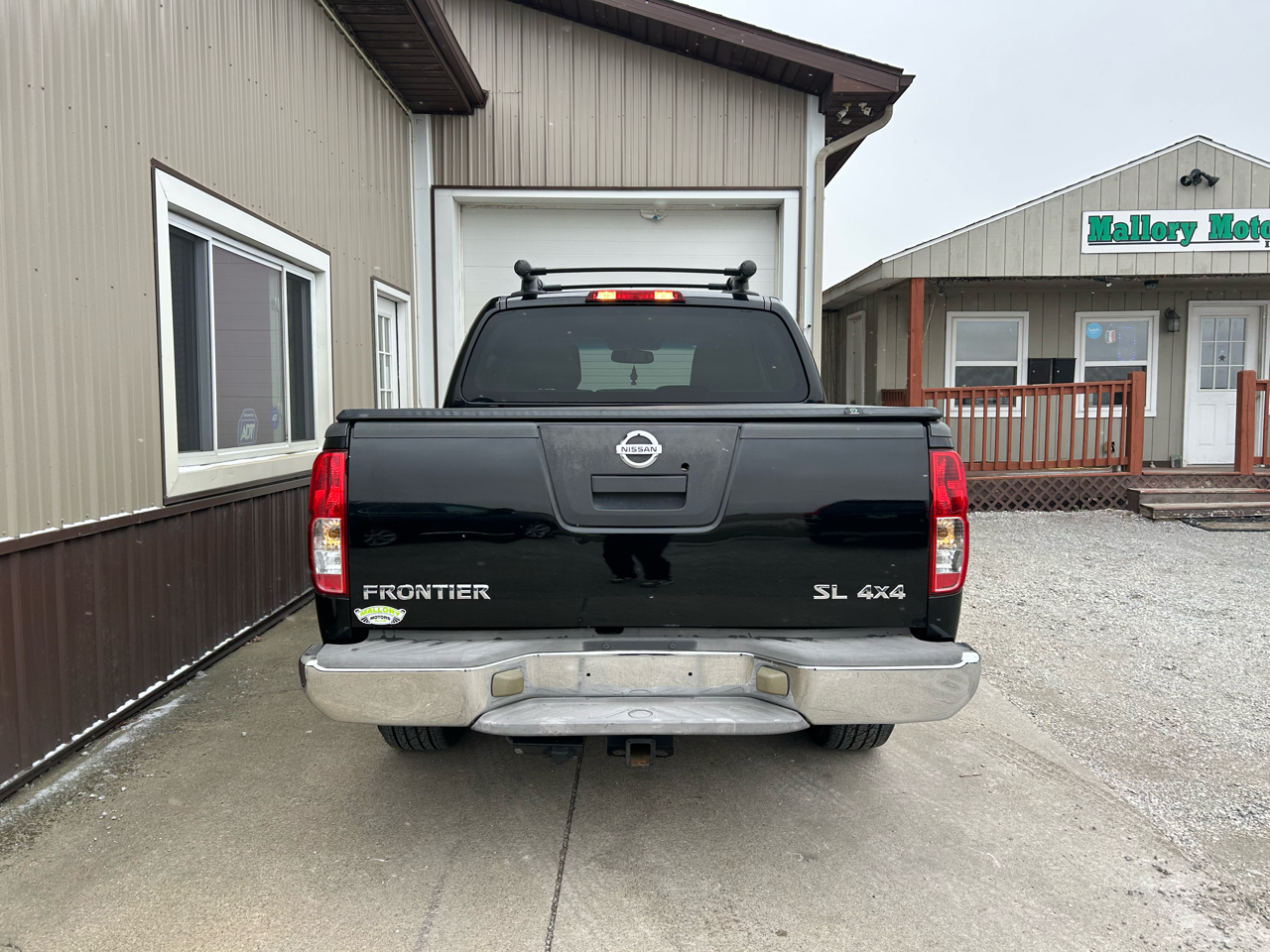 Nissan Frontier 4WD Crew Cab LWB Auto SL 2011