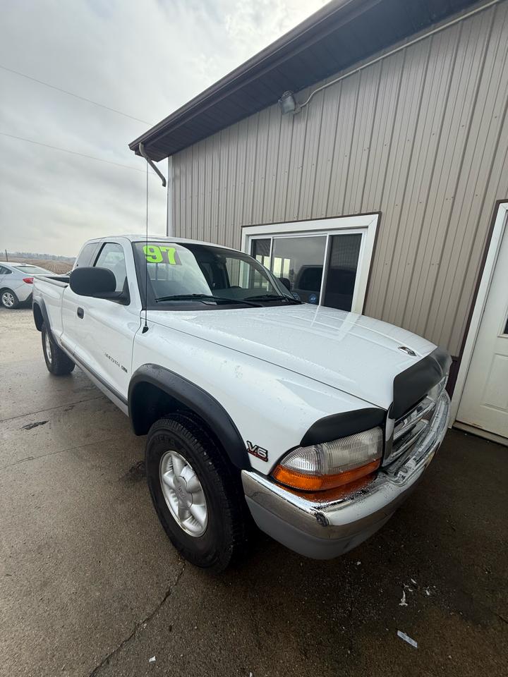Dodge Dakota Club Cab 4WD 1997