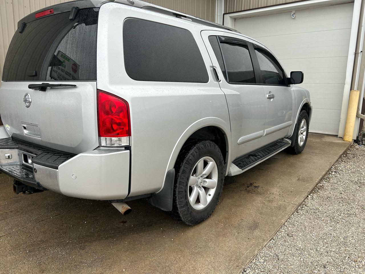 Nissan Armada SL 4WD 2012