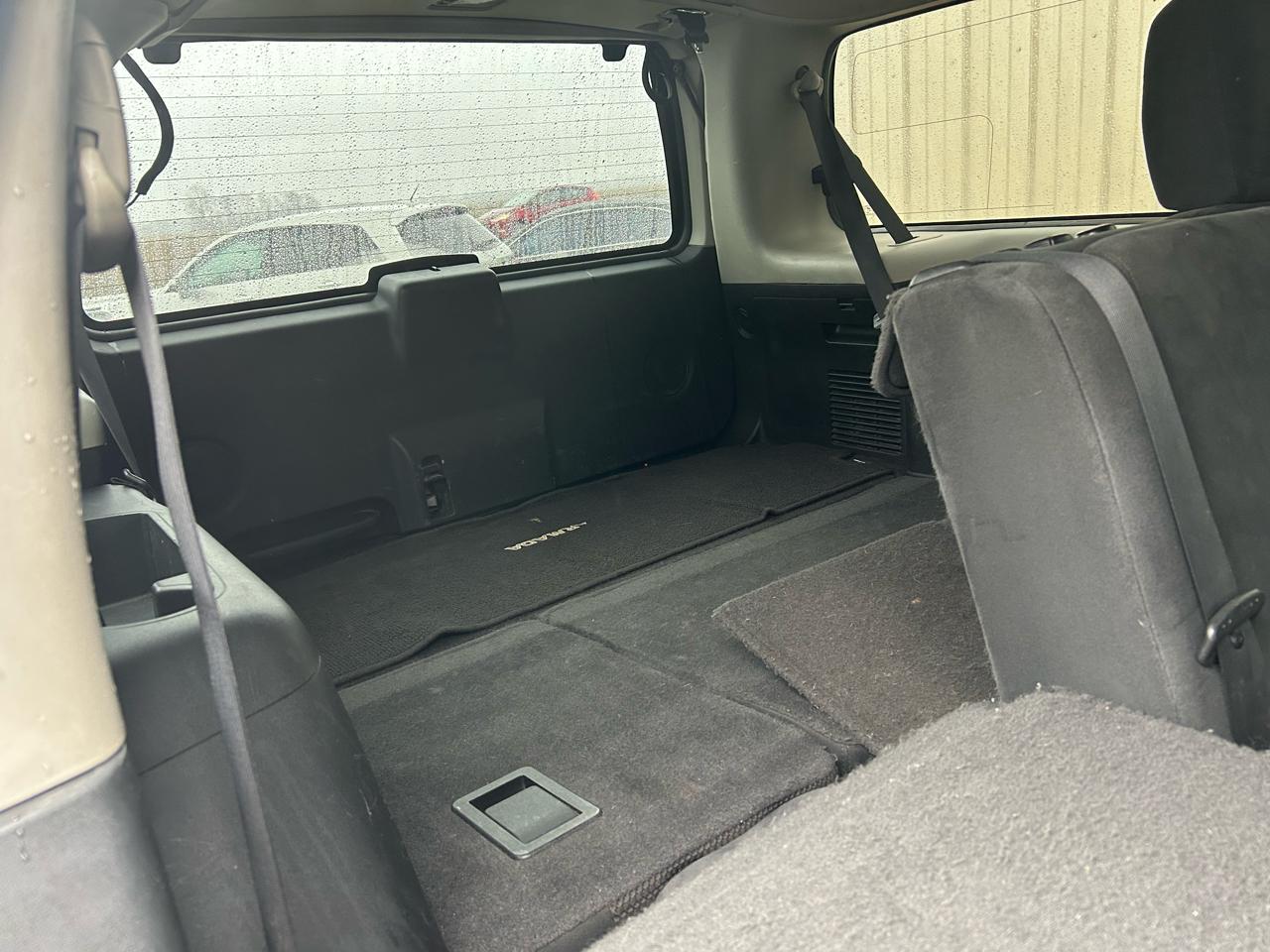 Nissan Armada SL 4WD 2012