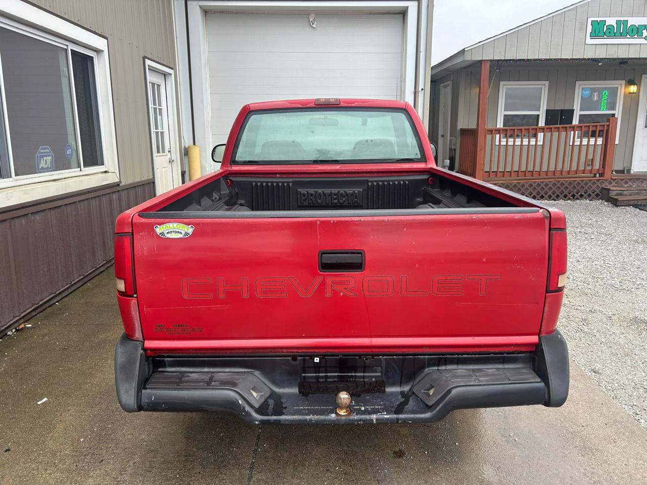 Chevrolet S10 Pickup Reg. Cab Short Bed 2WD 1996