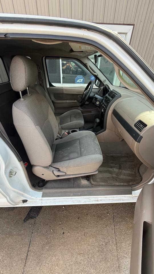 Nissan Frontier SE Desert Runner 2WD 2002