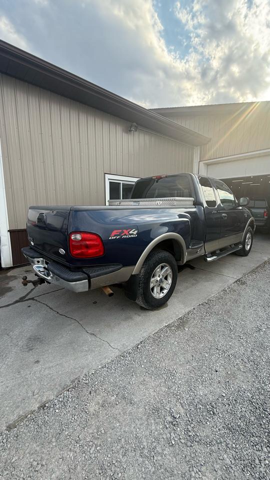 Ford F-150 4WD Supercab Flareside 145" FX4 2002