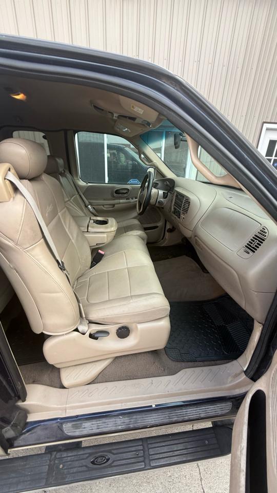 Ford F-150 4WD Supercab Flareside 145" FX4 2002