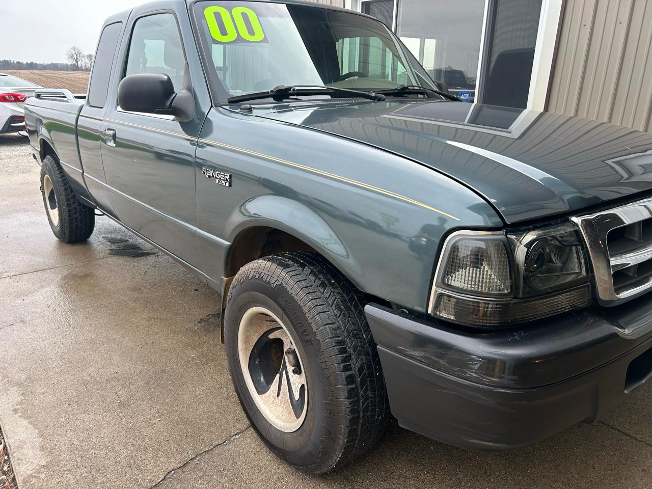 Ford Ranger 2WD SuperCab 126" XL 2000