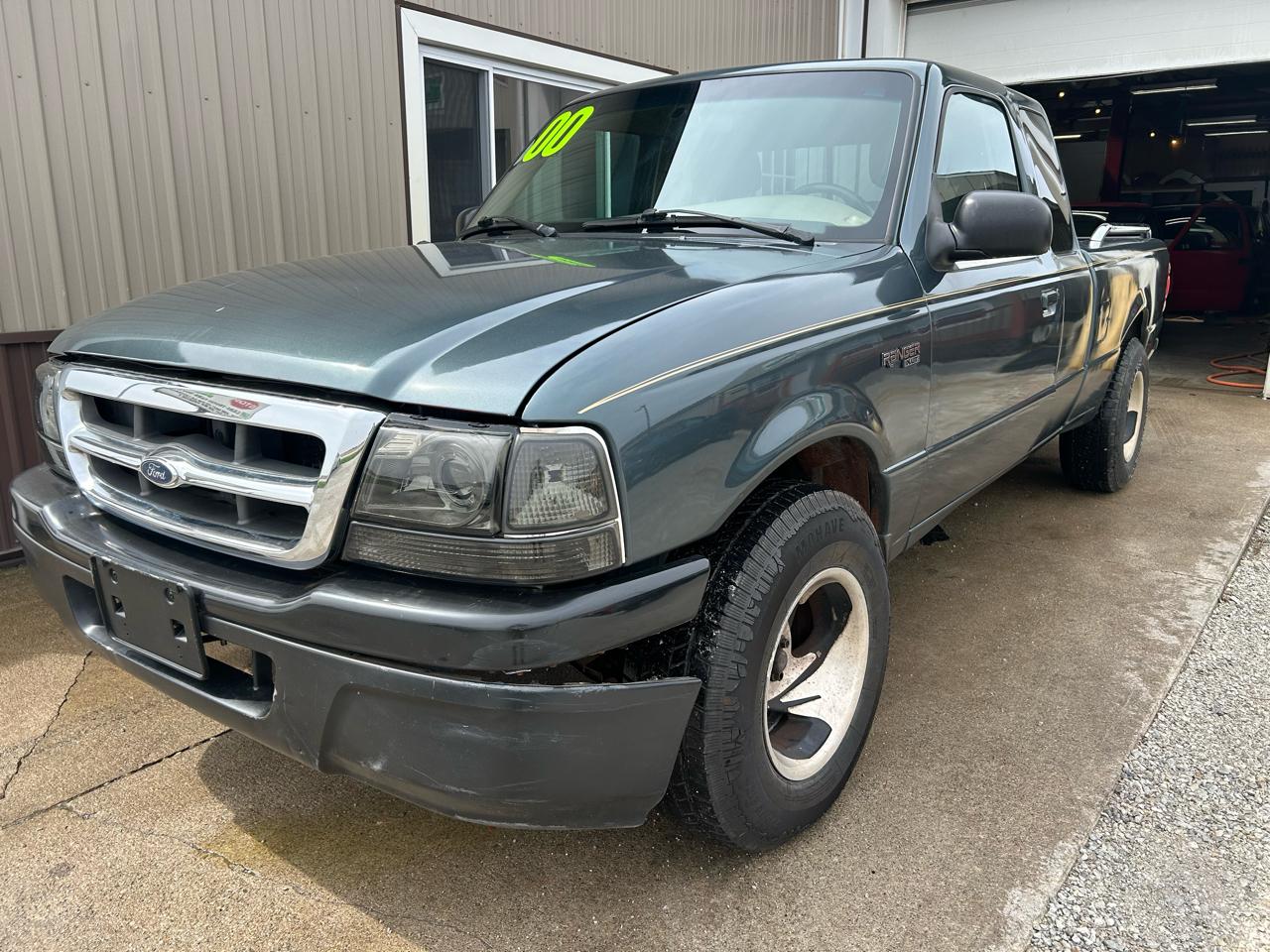 Ford Ranger 2WD SuperCab 126" XL 2000