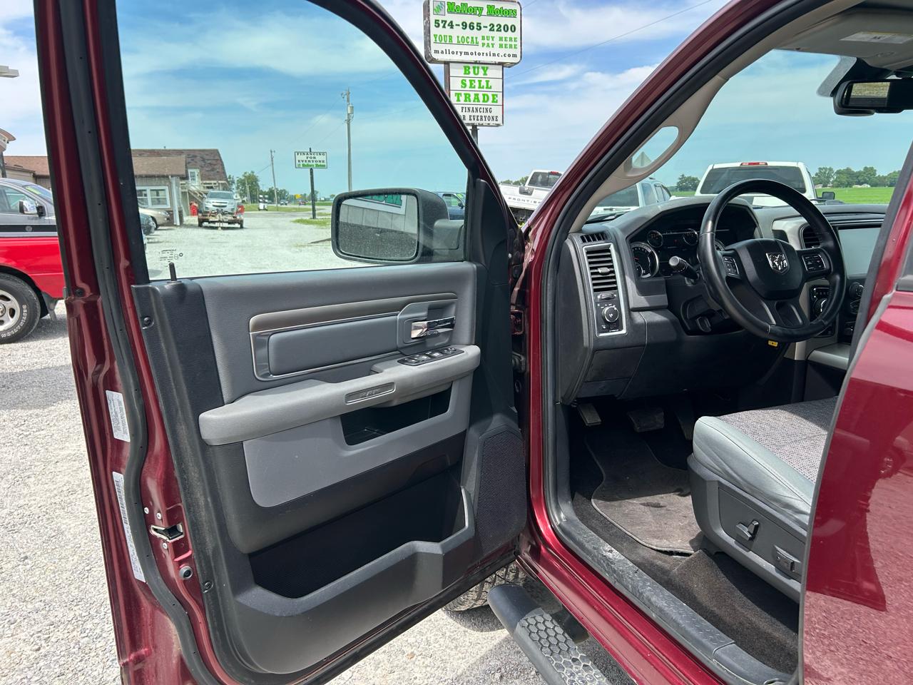 RAM 1500 2WD Crew Cab 140.5" Outdoorsman 2016