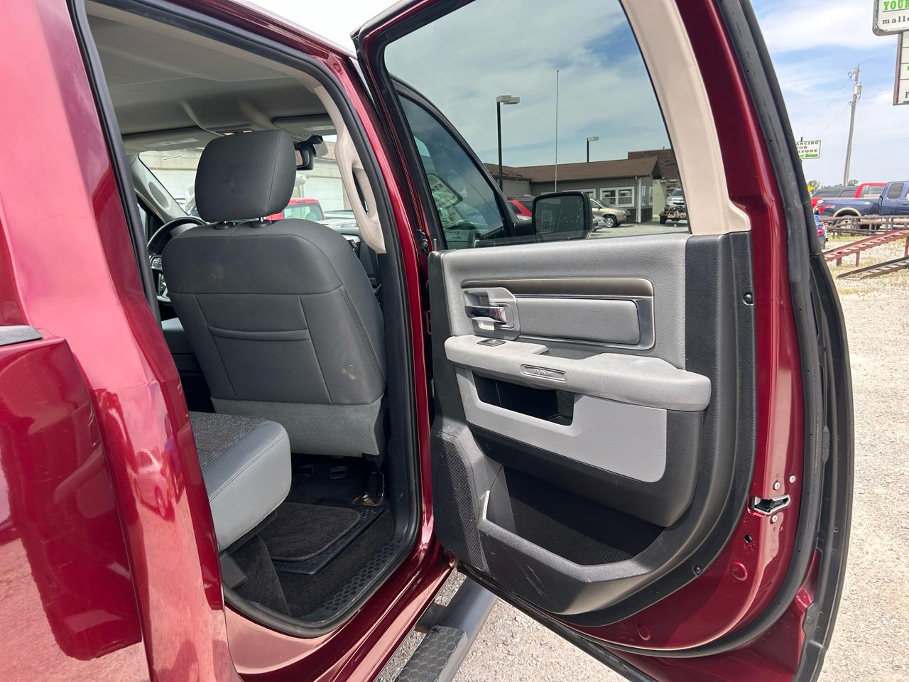 RAM 1500 2WD Crew Cab 140.5" Outdoorsman 2016