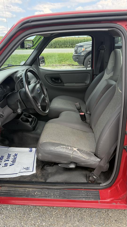 Ford Ranger 2WD Reg Cab 118" XL 2001
