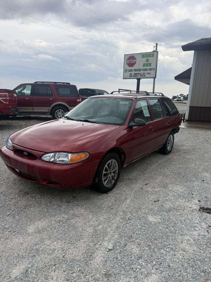 Ford Escort Wagon SE 1998