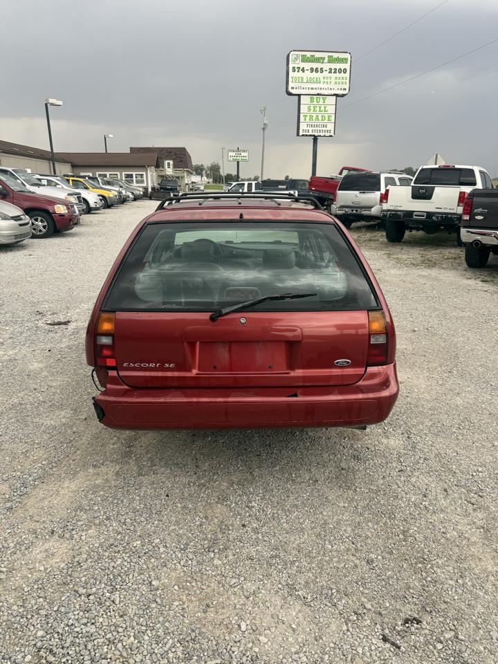 Ford Escort Wagon SE 1998