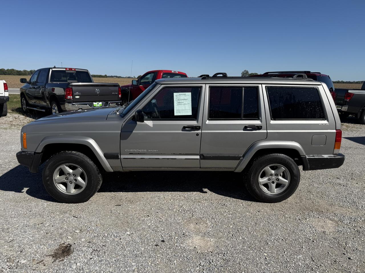 Jeep Cherokee Sport 4-Door 4WD 2000