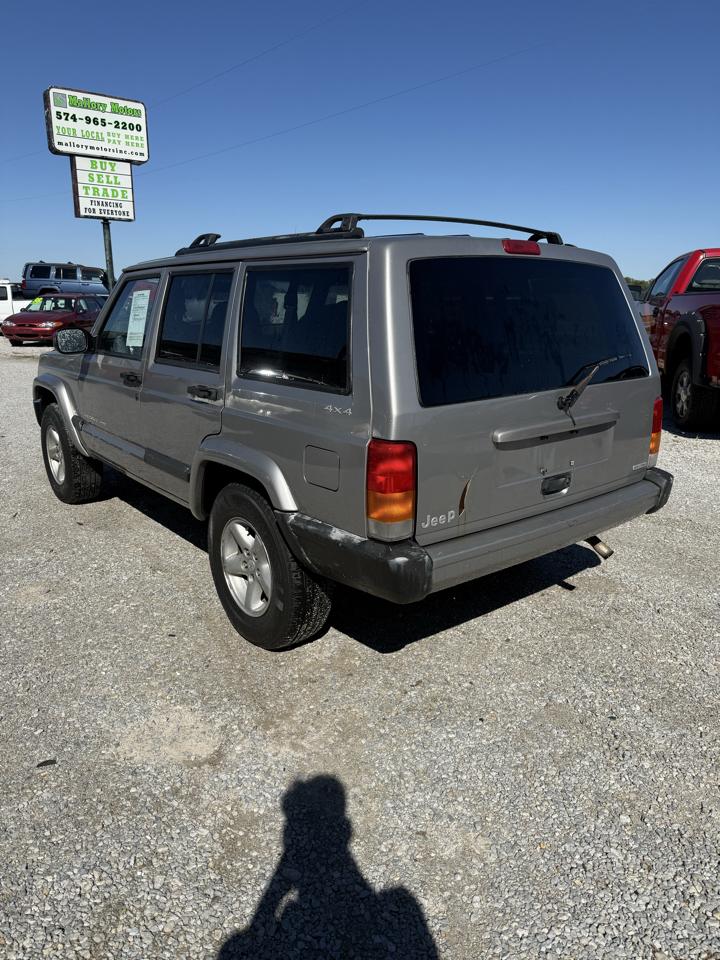 Jeep Cherokee Sport 4-Door 4WD 2000