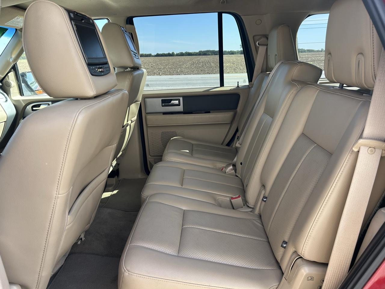 Ford Expedition XLT 4WD 2014