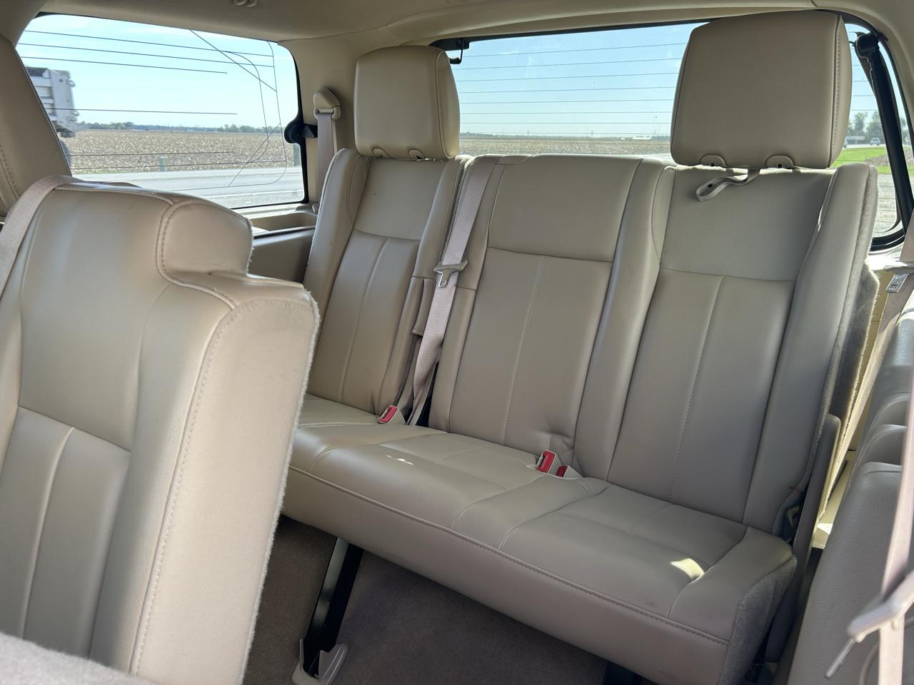 Ford Expedition XLT 4WD 2014
