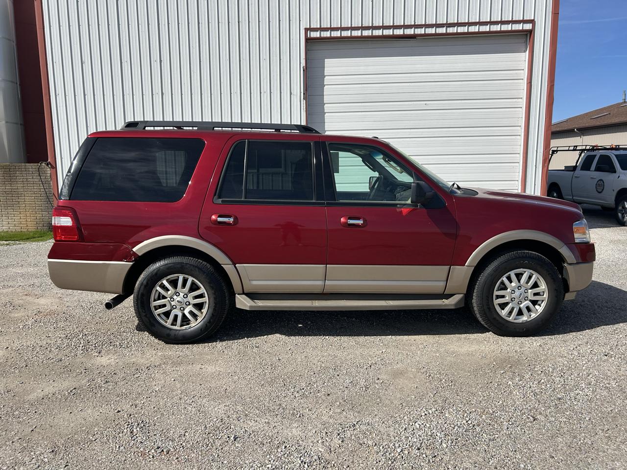 Ford Expedition XLT 4WD 2014