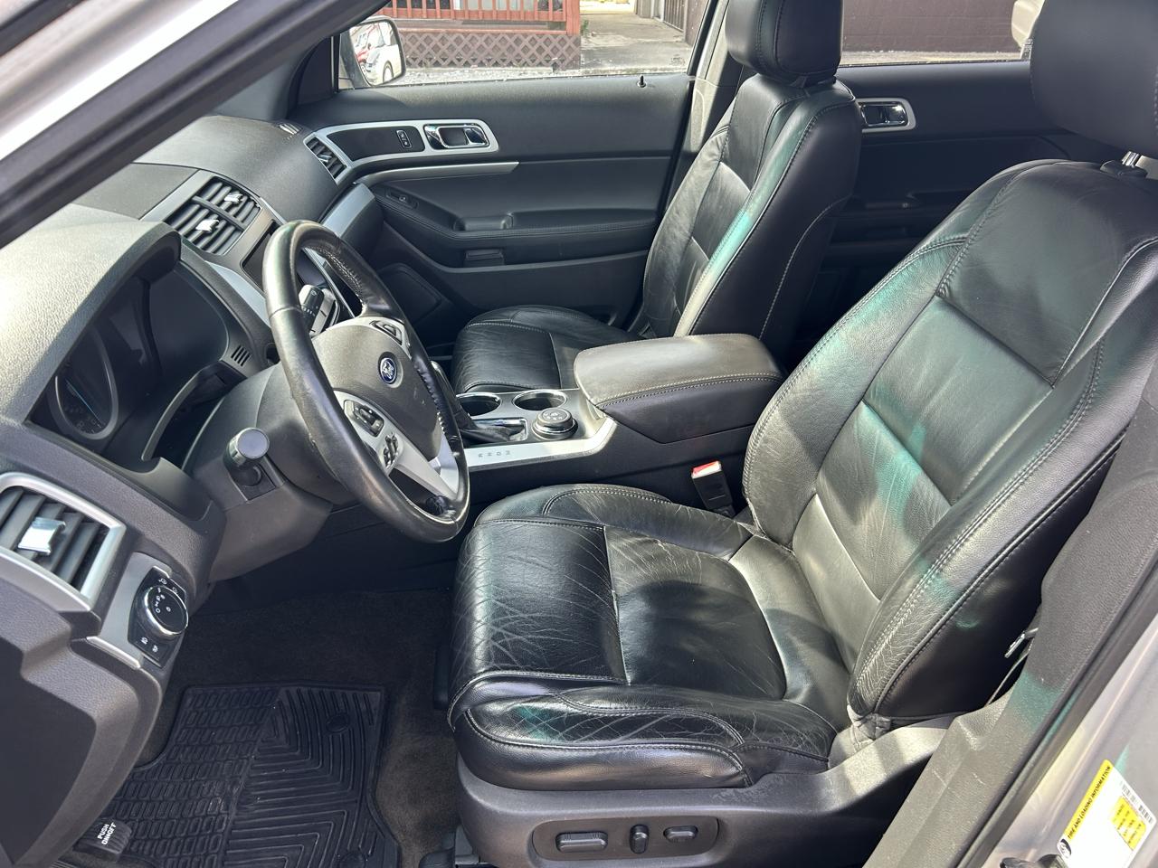 Ford Explorer XLT 4WD 2013