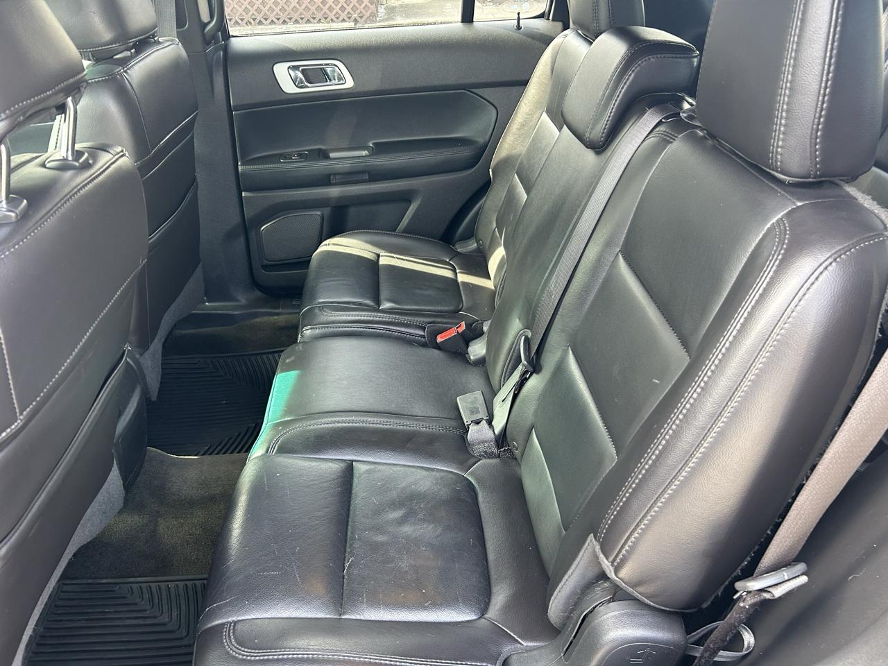 Ford Explorer XLT 4WD 2013