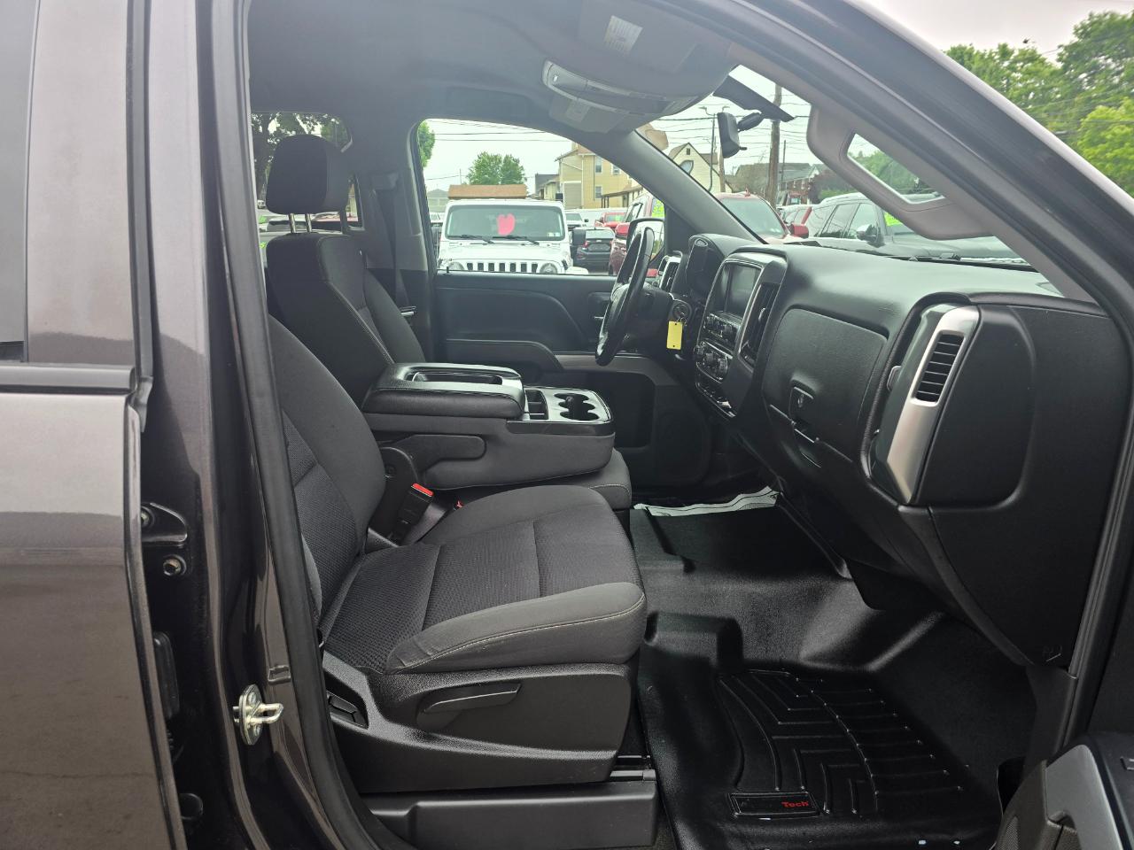 Chevrolet Silverado 1500 LT Crew Cab 4WD 2016