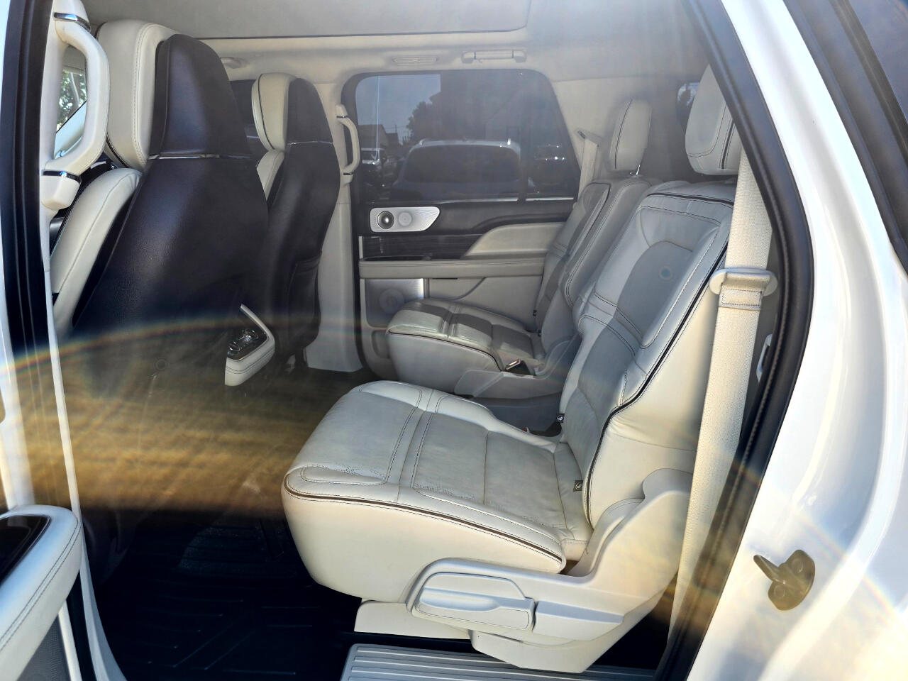 2020 Lincoln Navigator Black Label photo 14