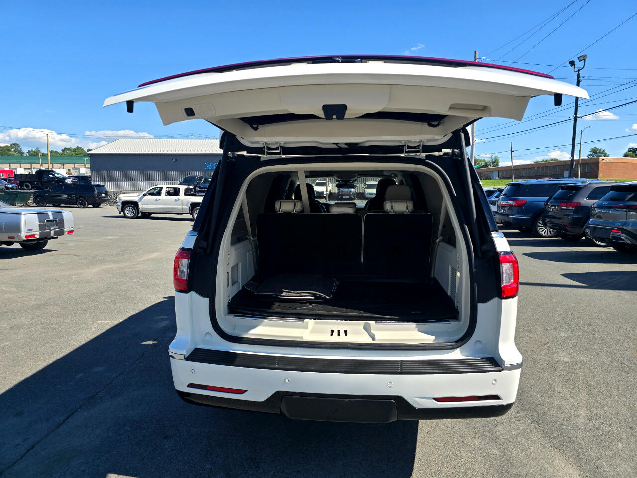 2020 Lincoln Navigator Black Label photo 20